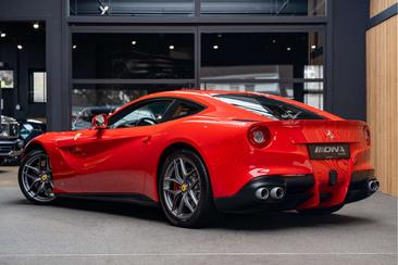 Ferrari F12 Berlinetta — photo 5