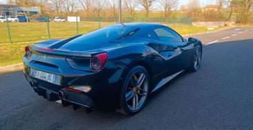 Ferrari 488 — photo 5