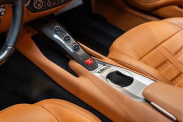 Ferrari F12 Berlinetta — photo 35