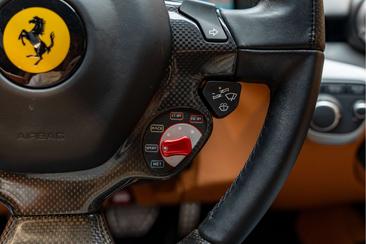 Ferrari F12 Berlinetta — photo 39