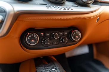 Ferrari F12 Berlinetta — photo 43