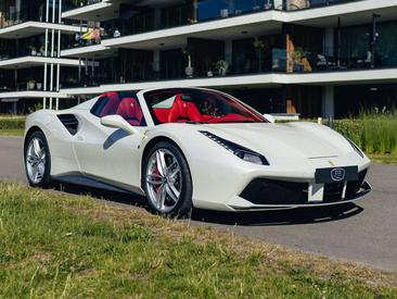 Ferrari 488 Spider — photo 9