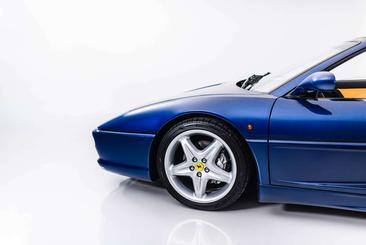 Ferrari F355 — photo 18