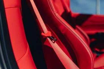 Ferrari 488 Spider — photo 27
