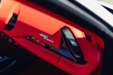 Ferrari 488 Spider — photo 28