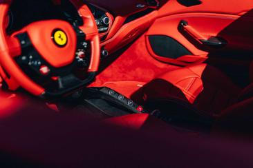 Ferrari 488 Spider — photo 29