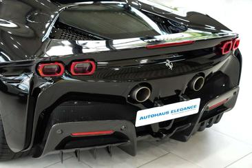 Ferrari SF90 Stradale — photo 8