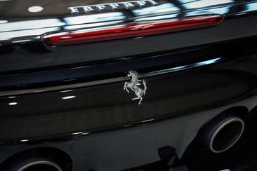 Ferrari SF90 Stradale — photo 13