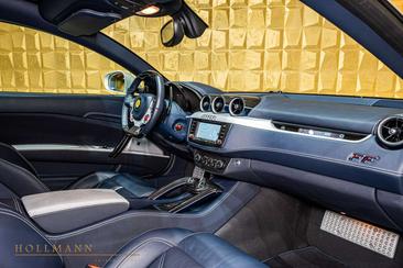 Ferrari FF — photo 21