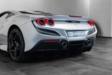 Ferrari F8 Tributo — photo 19