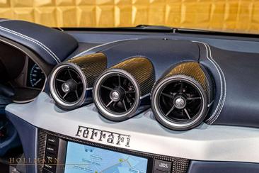 Ferrari FF — photo 24