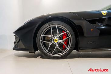 Ferrari F12 Berlinetta — photo 7
