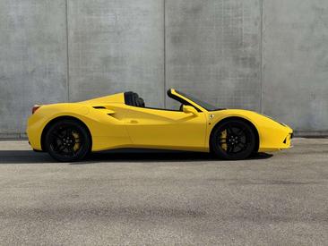 Ferrari 488 Spider — photo 6