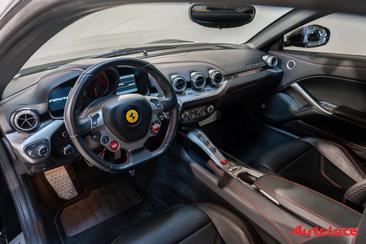 Ferrari F12 Berlinetta — photo 9