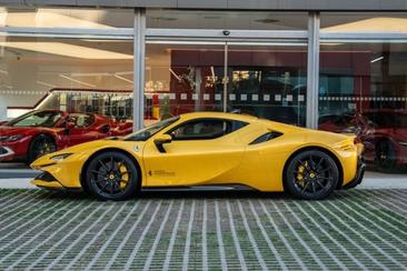 Ferrari SF90 Stradale — photo 2