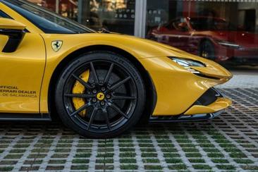 Ferrari SF90 Stradale — photo 10