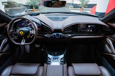Ferrari Purosangue — photo 11