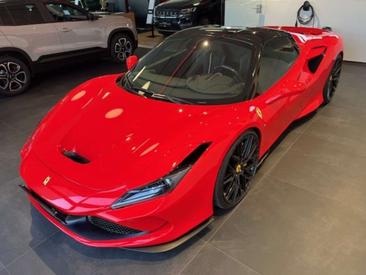 Ferrari F8 Spider — photo 3