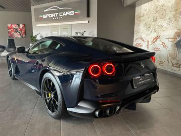 Ferrari 812 Superfast — photo 2