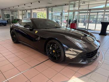 Ferrari F12 Berlinetta — photo 2