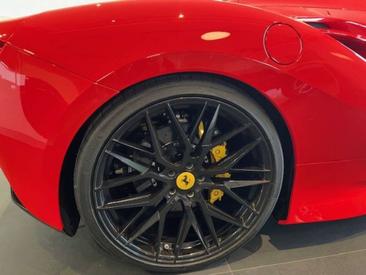 Ferrari F8 Spider — photo 8