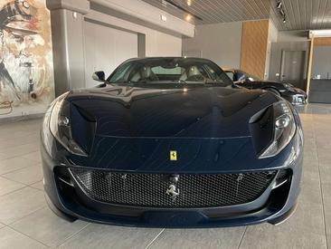 Ferrari 812 Superfast — photo 6
