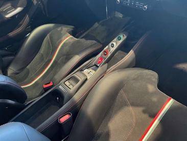 Ferrari F8 Spider — photo 13
