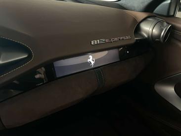 Ferrari 812 Superfast — photo 11