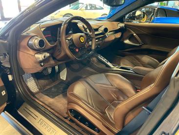 Ferrari 812 Superfast — photo 14