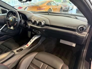 Ferrari F12 Berlinetta — photo 18