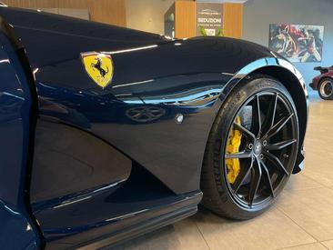 Ferrari 812 Superfast — photo 27