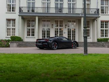 Ferrari SF90 Stradale — photo 12