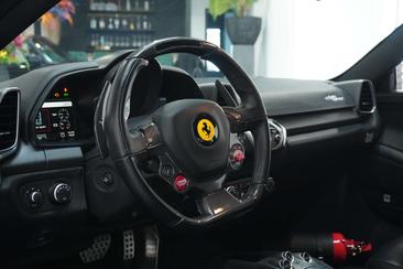 Ferrari 458 Italia — photo 19