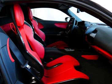 Ferrari SF90 Stradale — photo 31