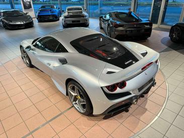 Ferrari F8 Tributo — photo 7