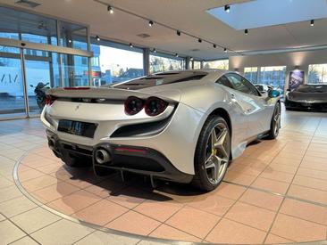 Ferrari F8 Tributo — photo 8