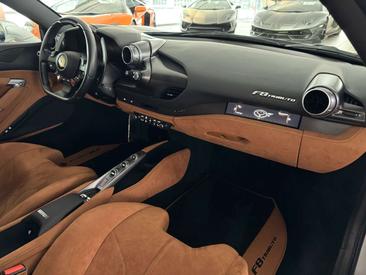 Ferrari F8 Tributo — photo 27