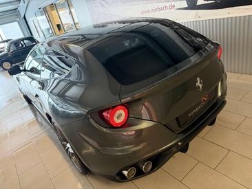 Ferrari FF — photo 9