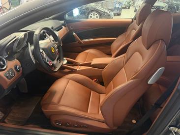 Ferrari FF — photo 12