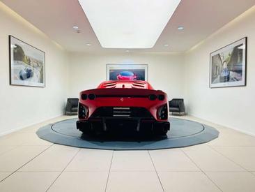 Ferrari 812 — photo 7