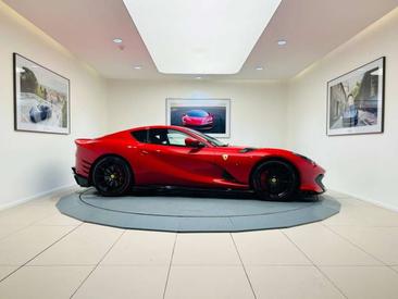 Ferrari 812 — photo 8