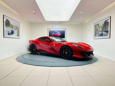 Ferrari 812 — photo 9