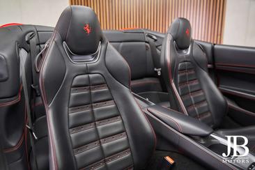 Ferrari Portofino — photo 24