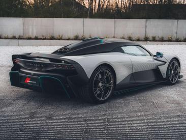 Aston Martin Valhalla V8 PHEV — photo 6