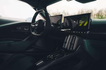 Aston Martin Valhalla V8 PHEV — photo 26