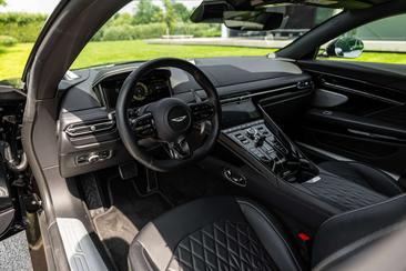 Aston Martin DB12 Coupé 4.0 V8 — photo 19