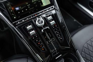 Aston Martin DB12 Coupé 4.0 V8 — photo 30