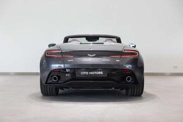 Aston Martin DB12 V8 — photo 23