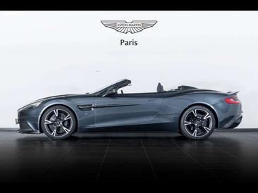 Aston Martin Vanquish V12 — photo 10