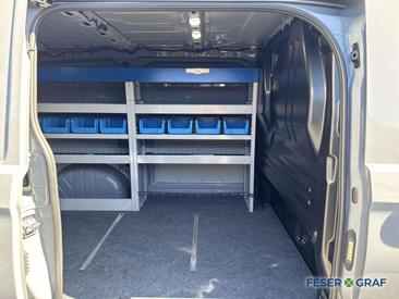 Volkswagen Transporter — photo 12